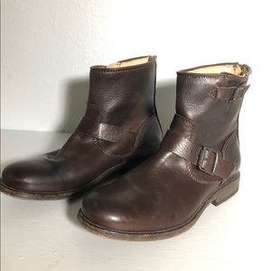 Frye Jenna Engineer Bootie Cognac